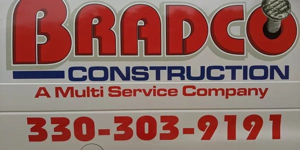 BRADCO Construction LLC Logo