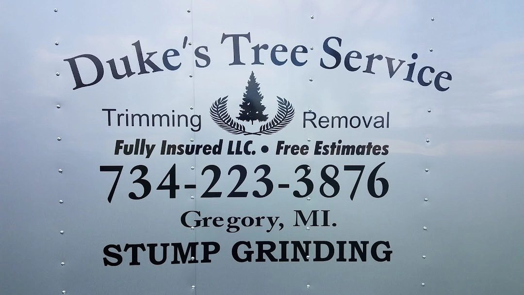 Duke's Tree Service Logo
