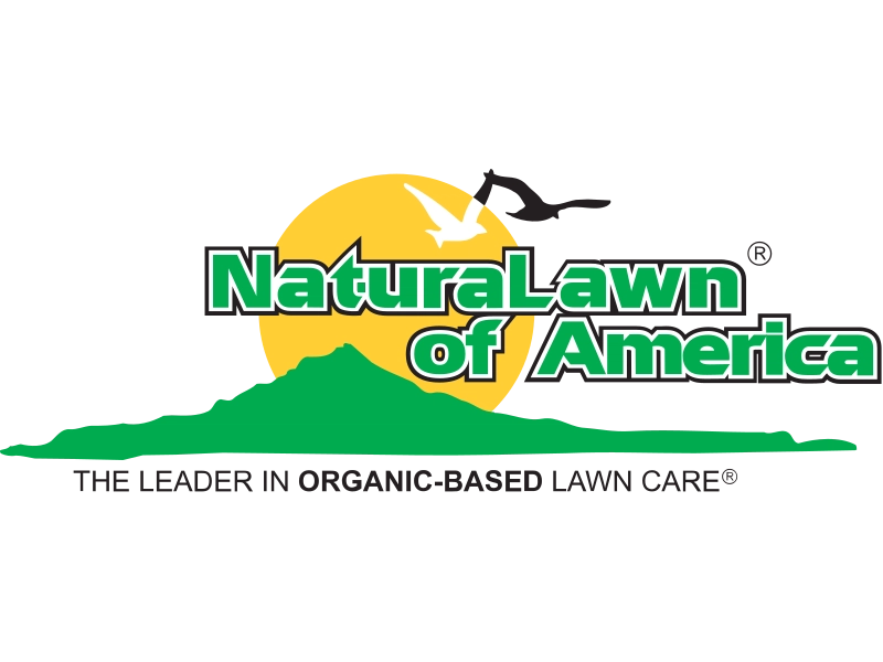Natural Lawn LLC Logo