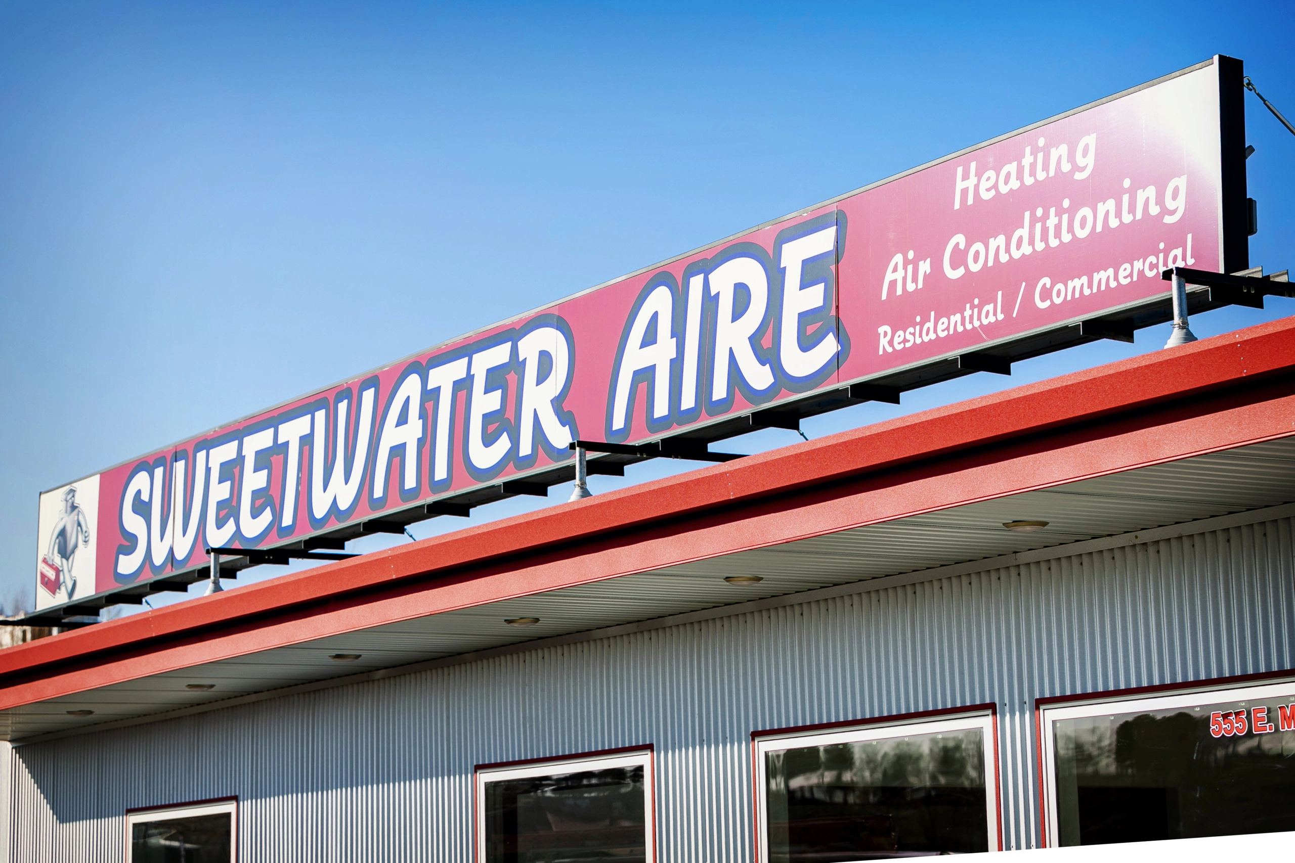 Sweetwater Aire LLC Logo