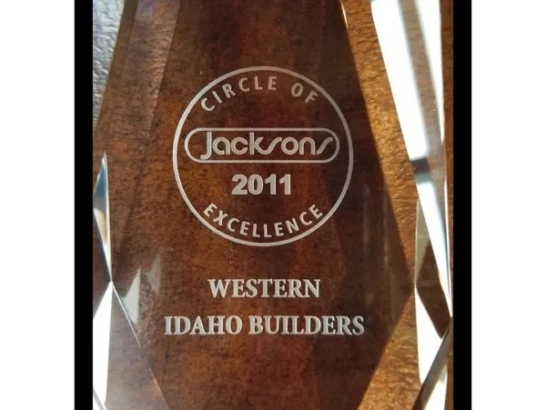 Western Idaho Builders LLC Logo
